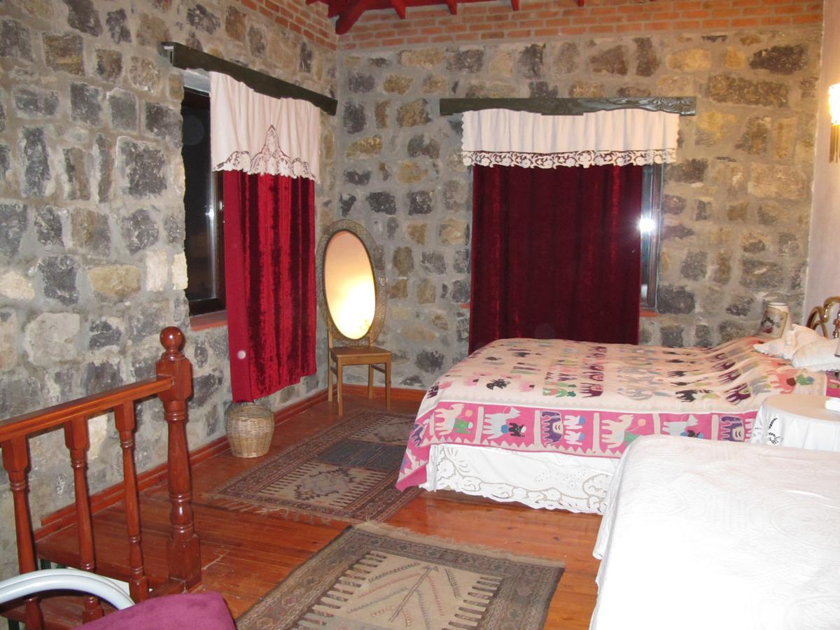 Bed and Breakfast Karaburun Bahce Екстер'єр фото